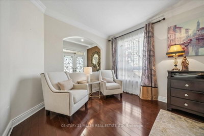 2371 Calloway Drive • Oakville, ON photo 8