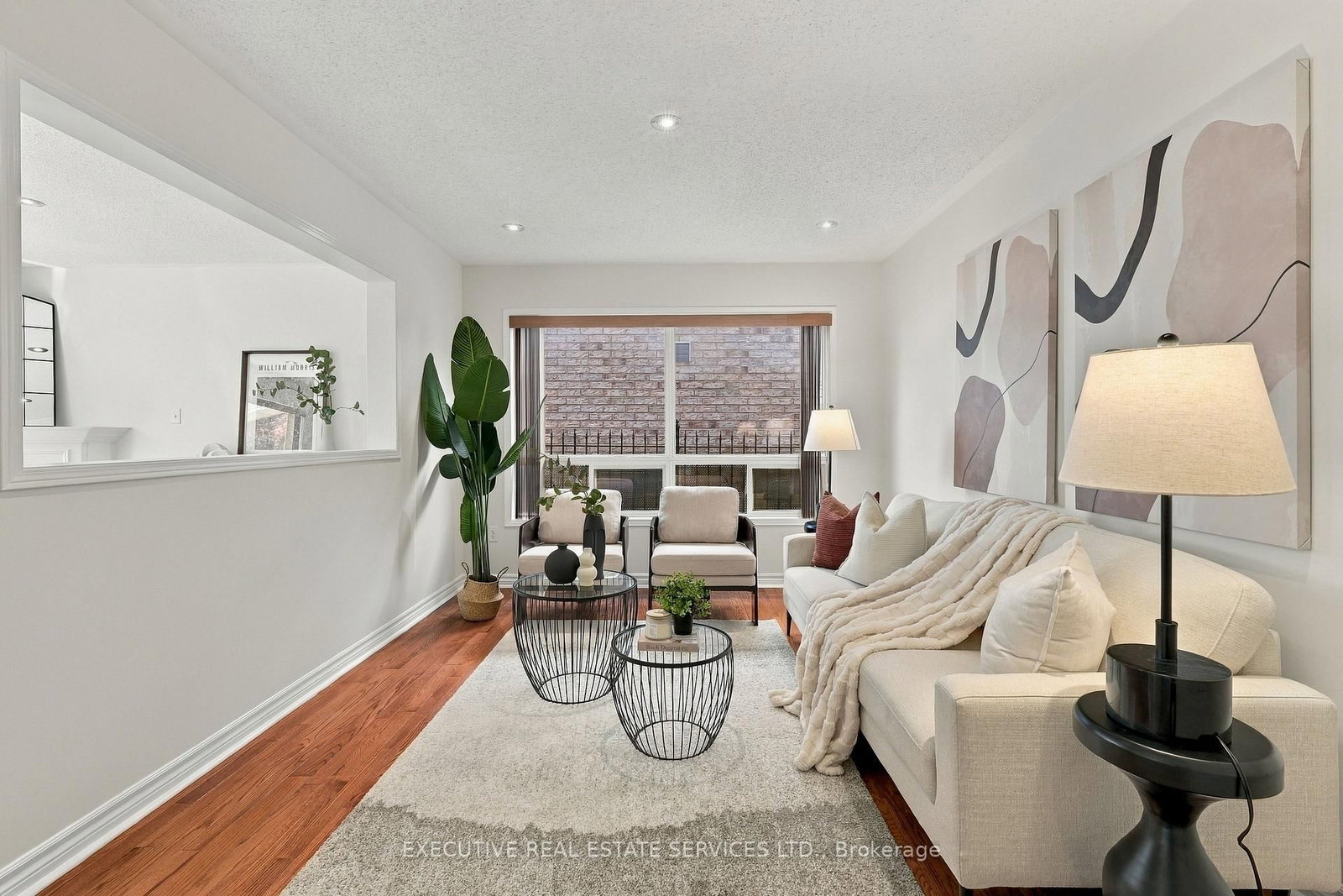 184 Queen Mary Drive • Brampton, ON photo 12