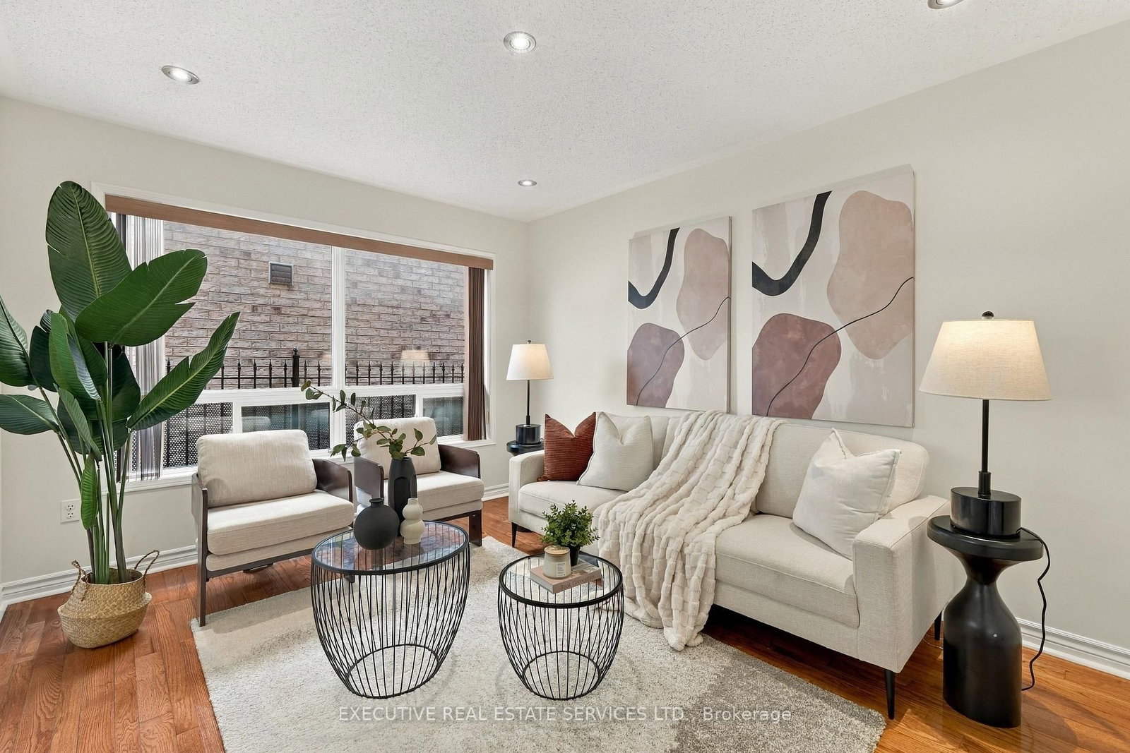 184 Queen Mary Drive • Brampton, ON photo 13