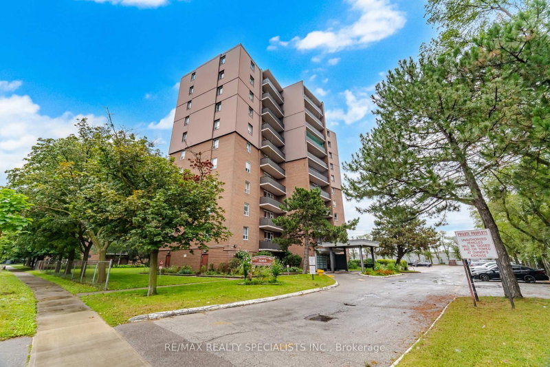 403 - 3065 Queen Frederica Drive