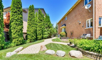 3338 Fox Run Circle • Oakville, ON photo 7