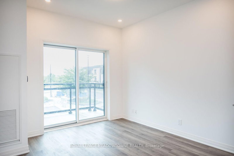 102 Grovewood Oakville,ON L6H 0X2 — Photo 17