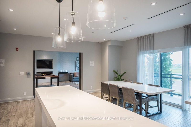 102 Grovewood Oakville,ON L6H 0X2 — Photo 37