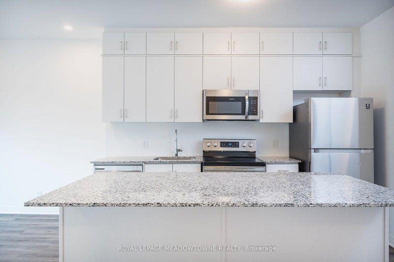 102 Grovewood Oakville,ON L6H 0X2 — Photo 9
