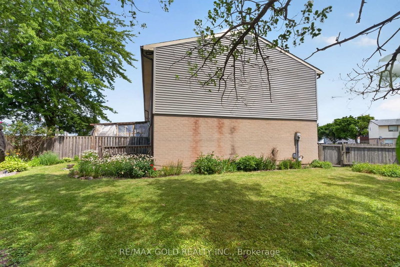 13 Gold Pine Brampton,ON L6S 2K6 — Photo 39