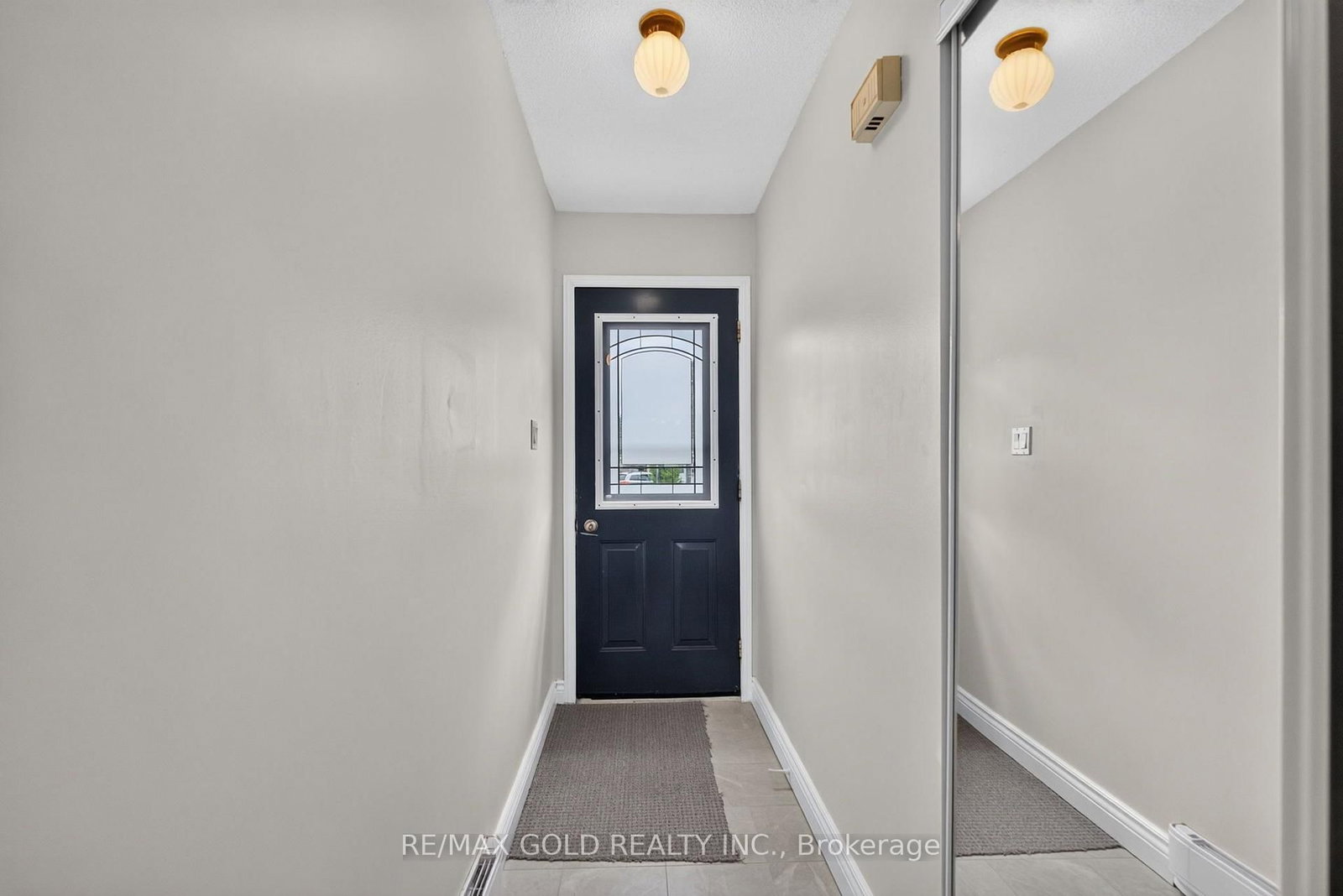 13 Gold Pine Brampton,ON L6S 2K6 — Photo 4
