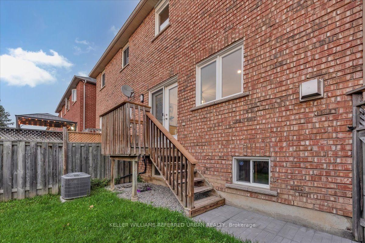 20 San Gabriele Place • Toronto, ON photo 37