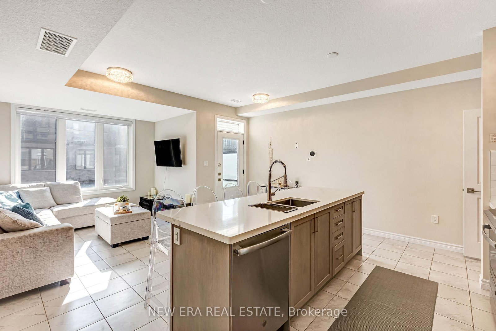 445 Ontario Street S • #94 • Milton, ON photo 6