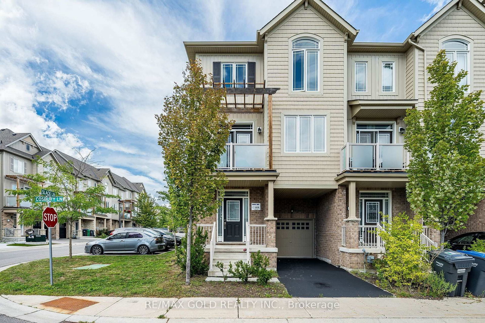 2 Cosbury Lane • Caledon, ON photo 3