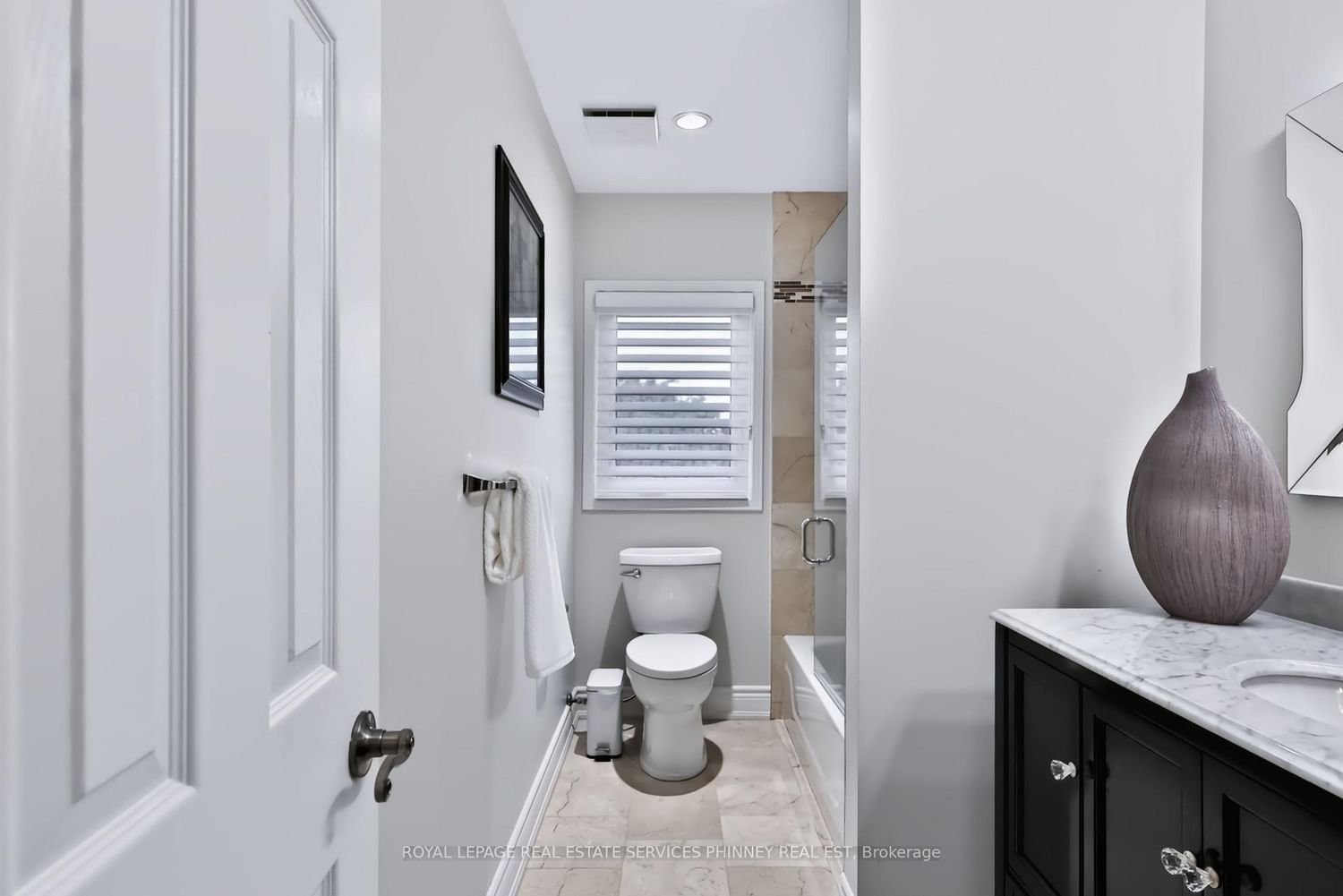 5563 Whitehorn Avenue • Mississauga, ON photo 30