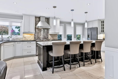 5563 Whitehorn Avenue • Mississauga, ON photo 9