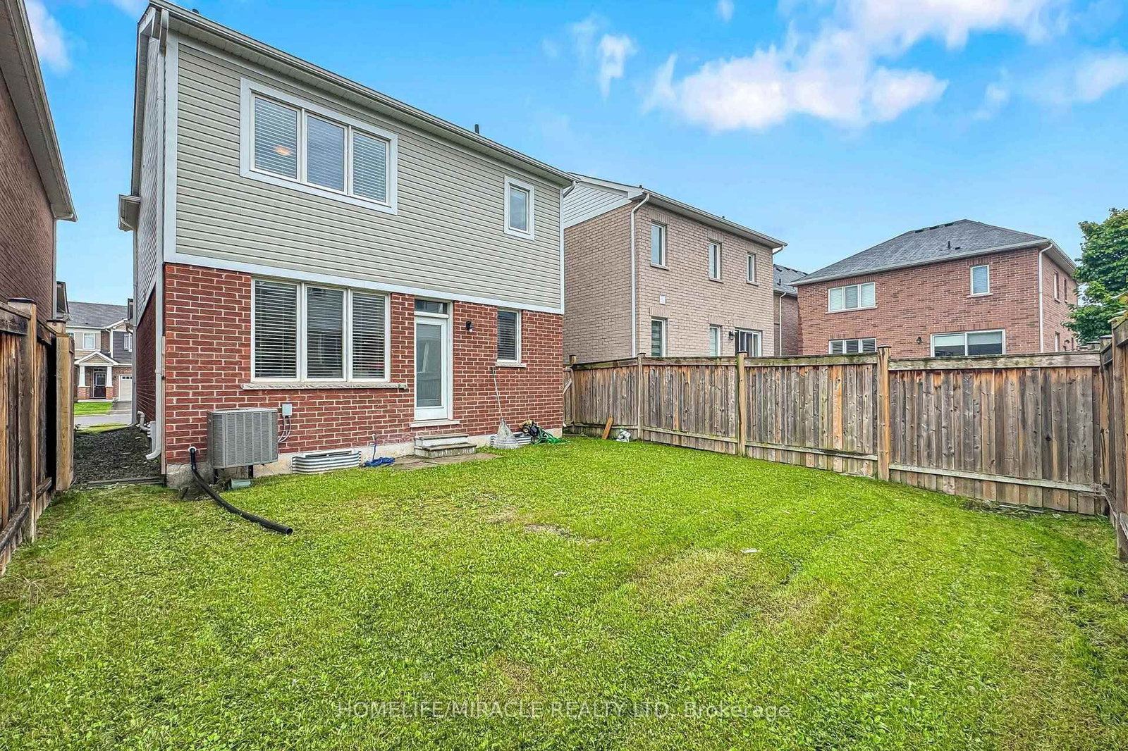 99 Leiterman Drive • Milton, ON photo 44