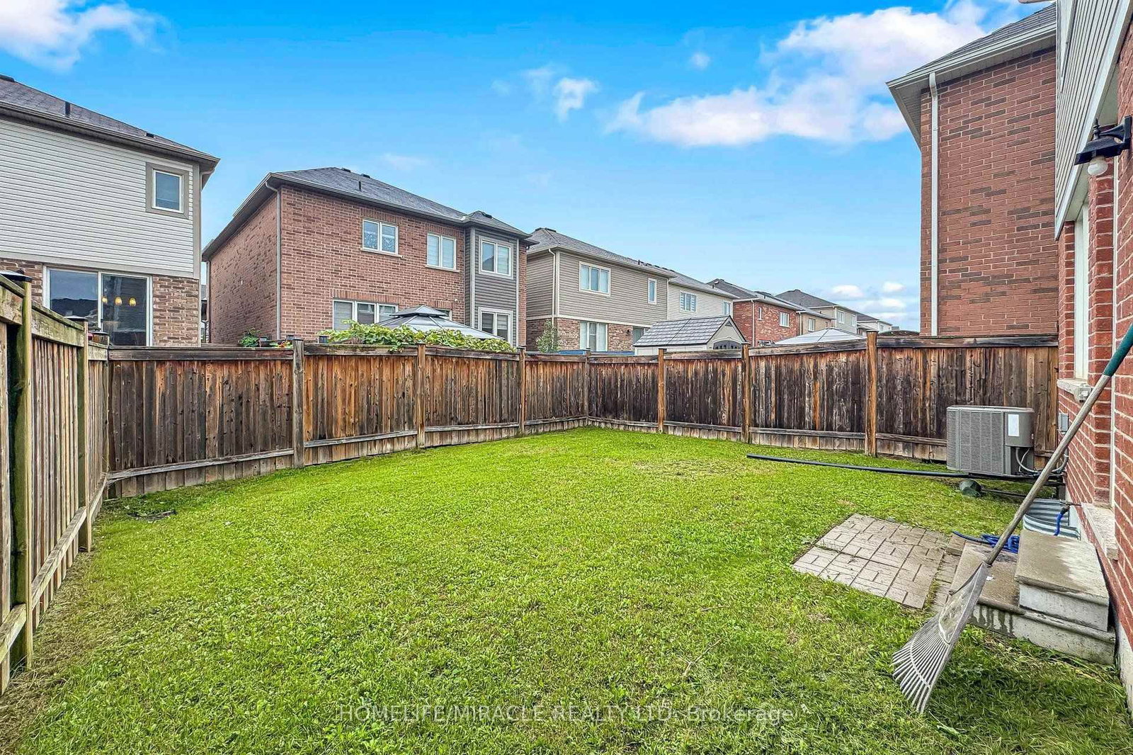 99 Leiterman Drive • Milton, ON photo 46