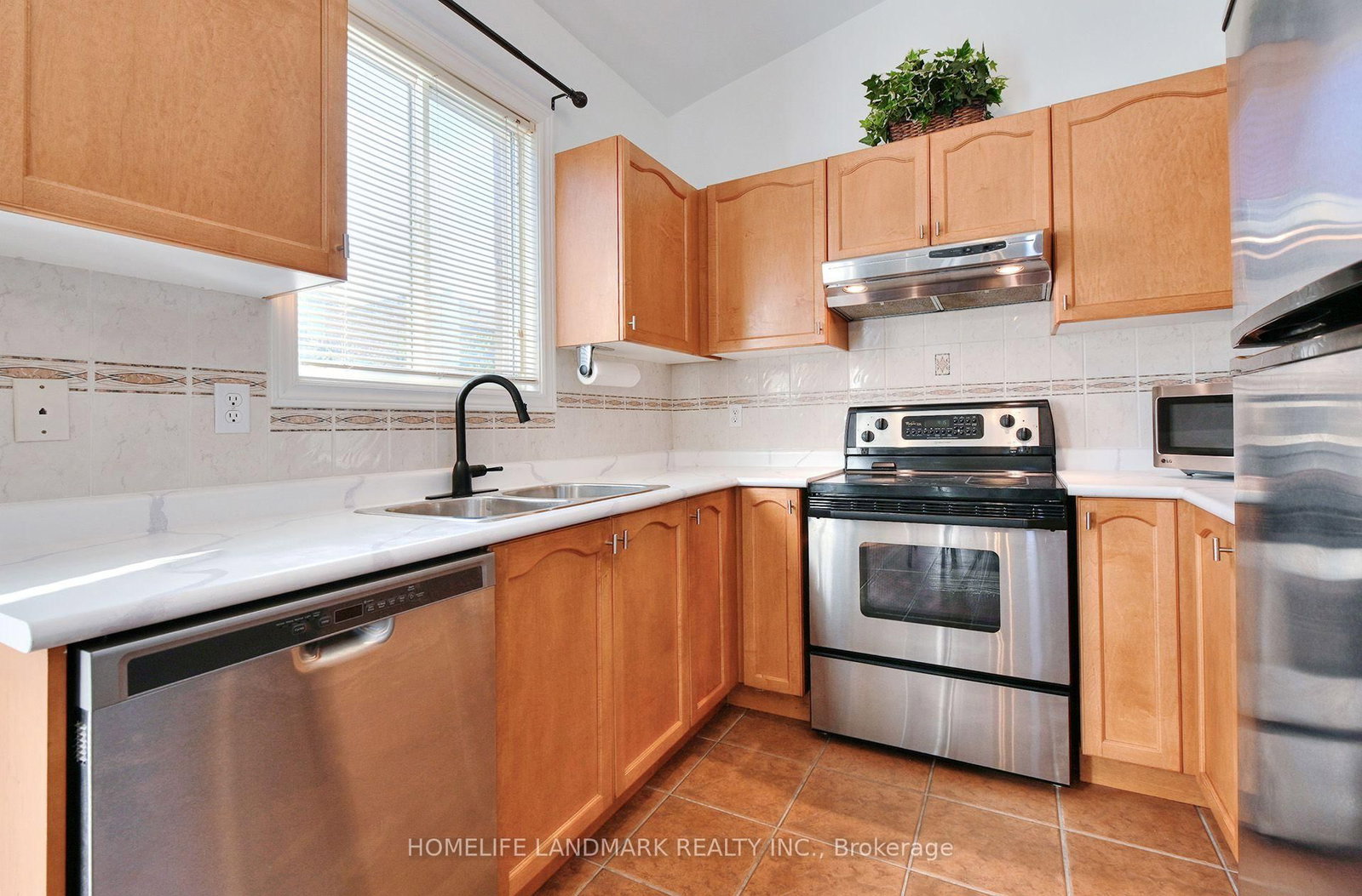 5641 Longboat Avenue • Mississauga, ON photo 17