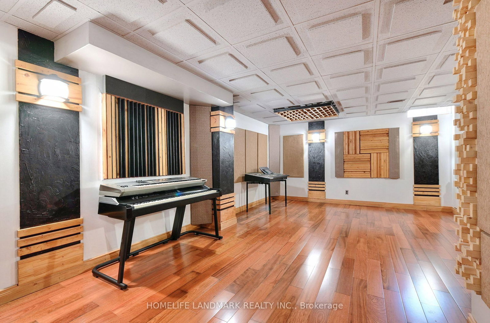 5641 Longboat Avenue • Mississauga, ON photo 29