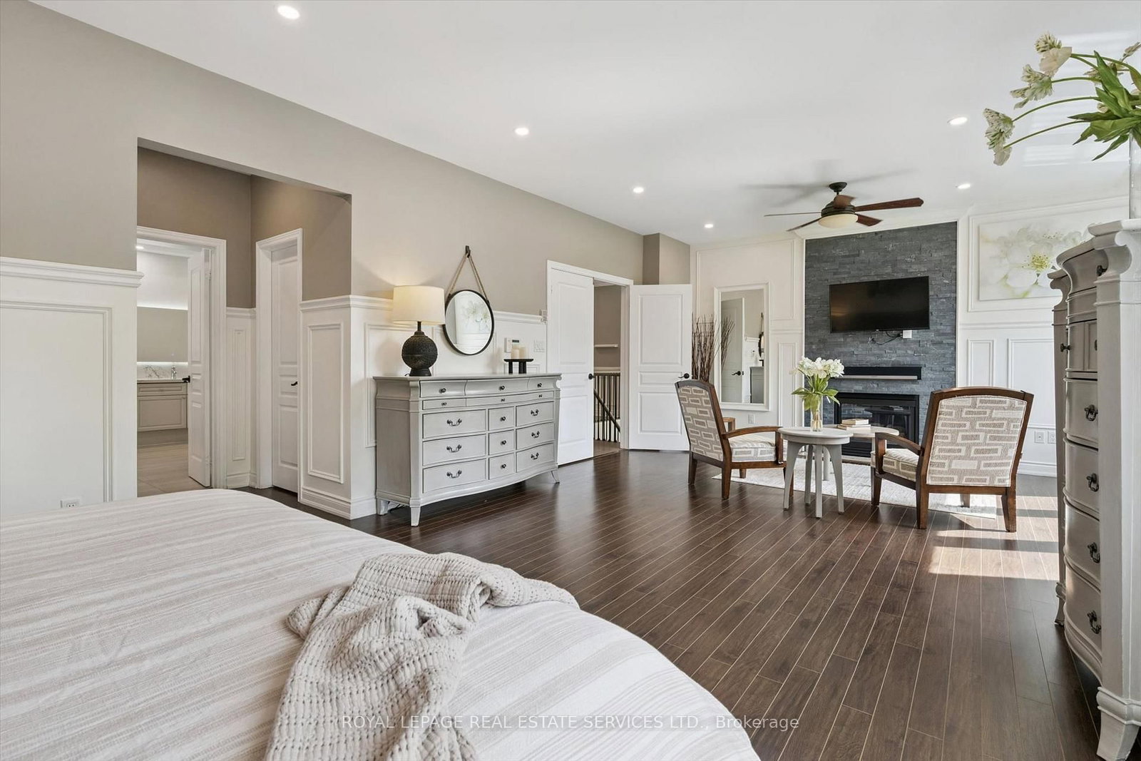 1036 Valley Crest Circle • Oakville, ON photo 17