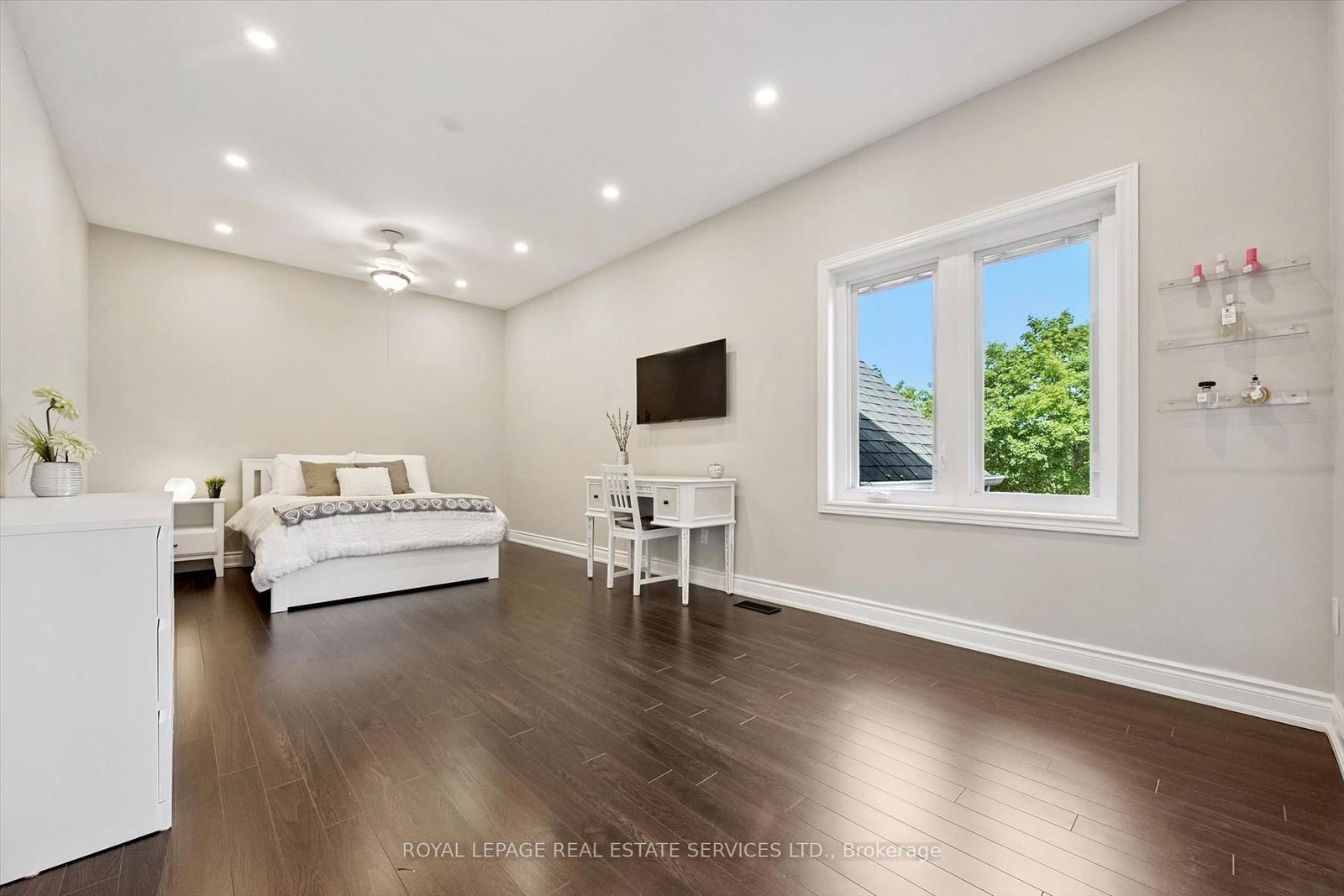 1036 Valley Crest Circle • Oakville, ON photo 19