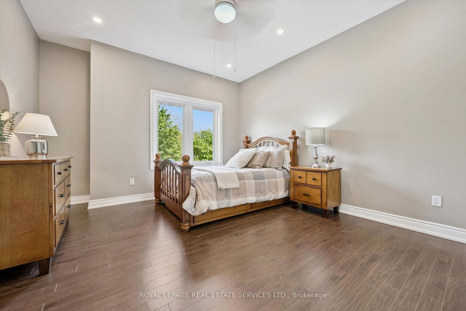 1036 Valley Crest Circle • Oakville, ON photo 22