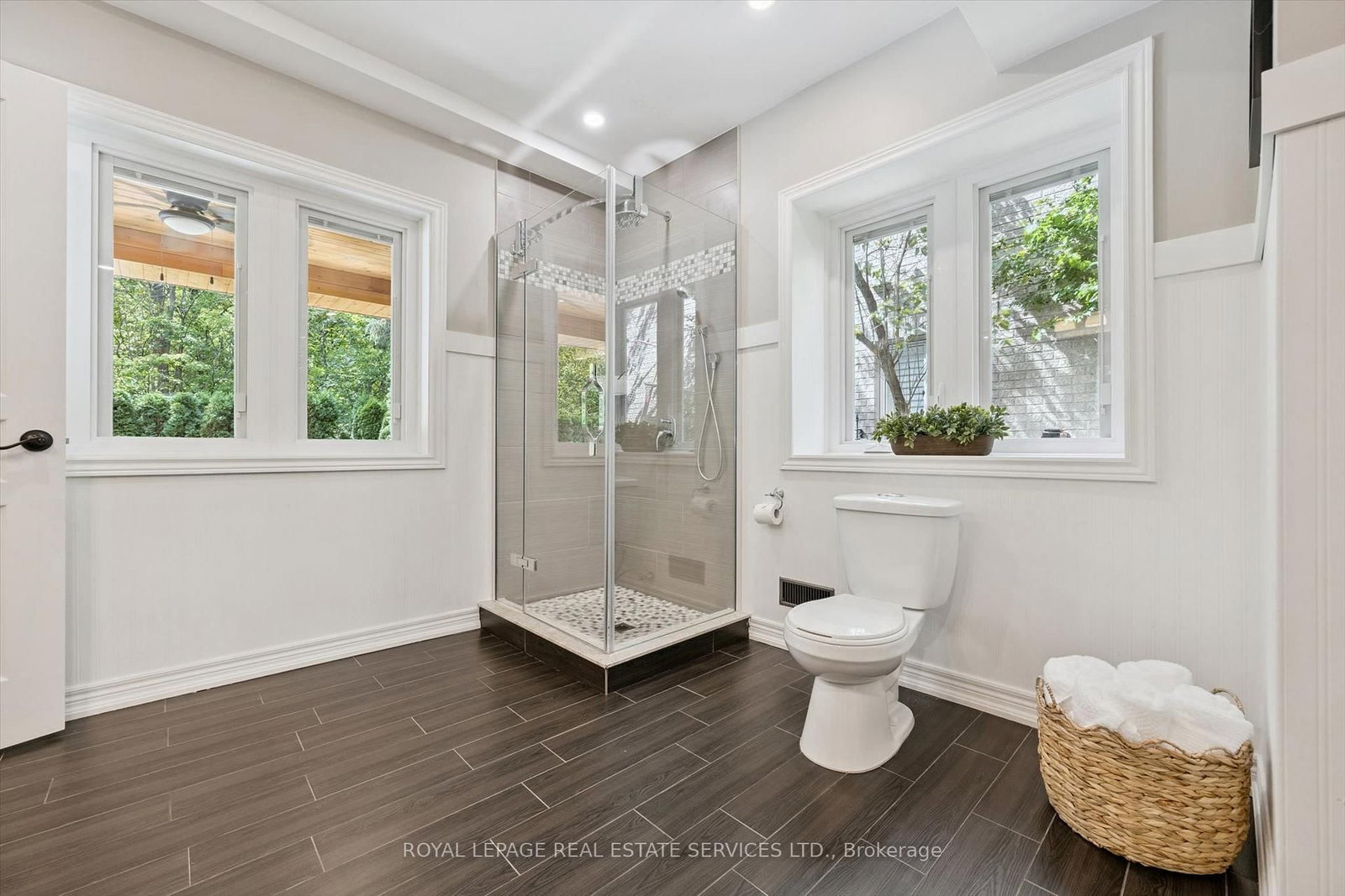 1036 Valley Crest Circle • Oakville, ON photo 29