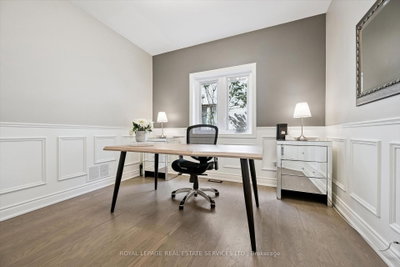 1036 Valley Crest Circle • Oakville, ON photo 4