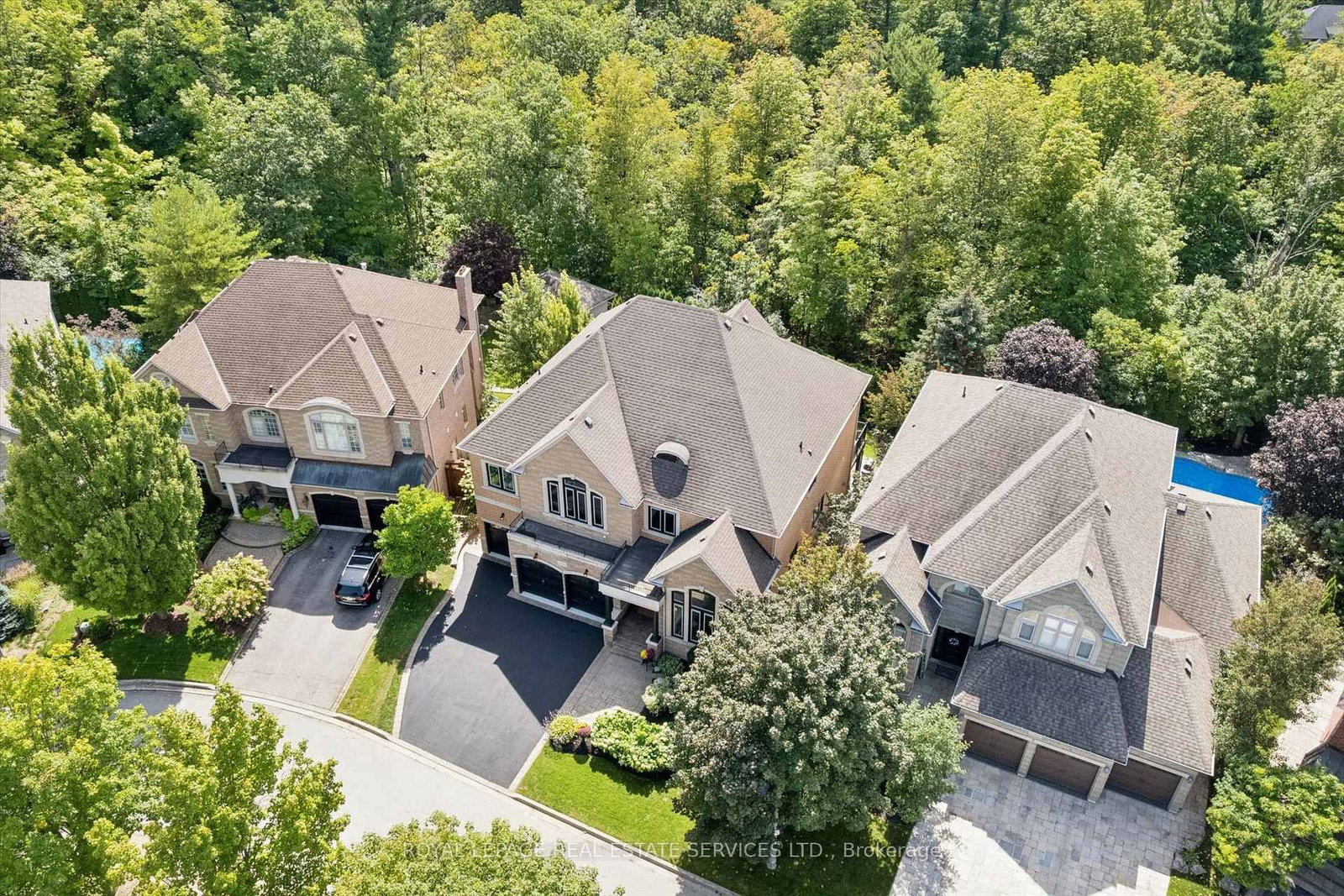 1036 Valley Crest Circle • Oakville, ON photo 43