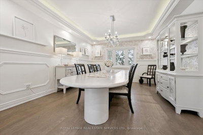 1036 Valley Crest Circle • Oakville, ON photo 5