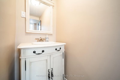 557 Trafford Oakville,ON L6L 3T4 — Photo 13