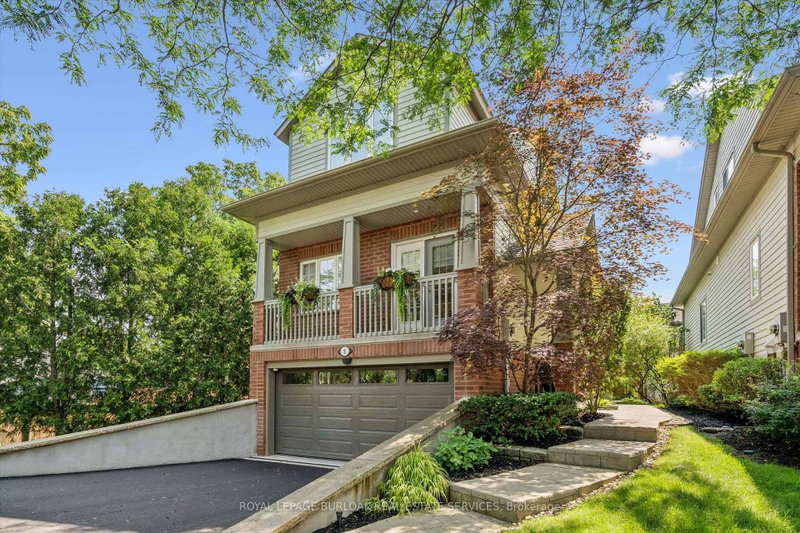 5 - 263 Plains Road W