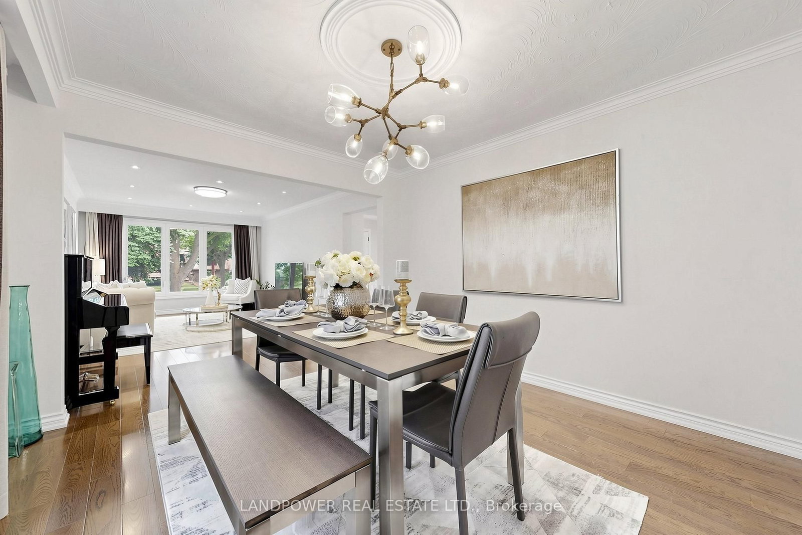 317 Paisley Boulevard W • Mississauga, ON photo 11