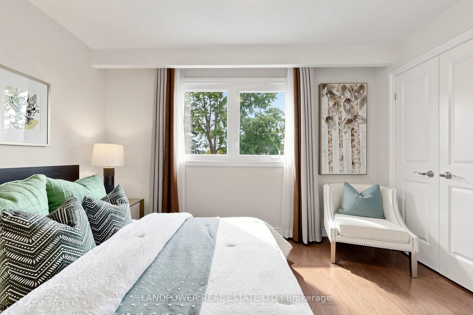 317 Paisley Boulevard W • Mississauga, ON photo 36