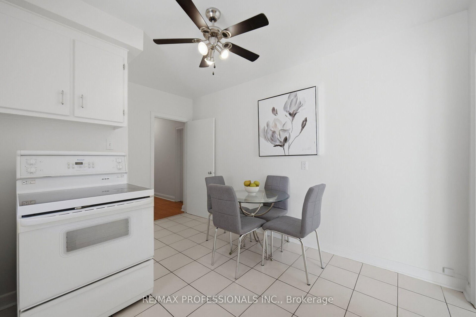 42 Cardigan Road • Toronto, ON photo 17