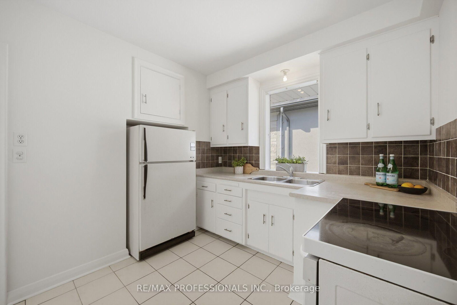 42 Cardigan Road • Toronto, ON photo 19