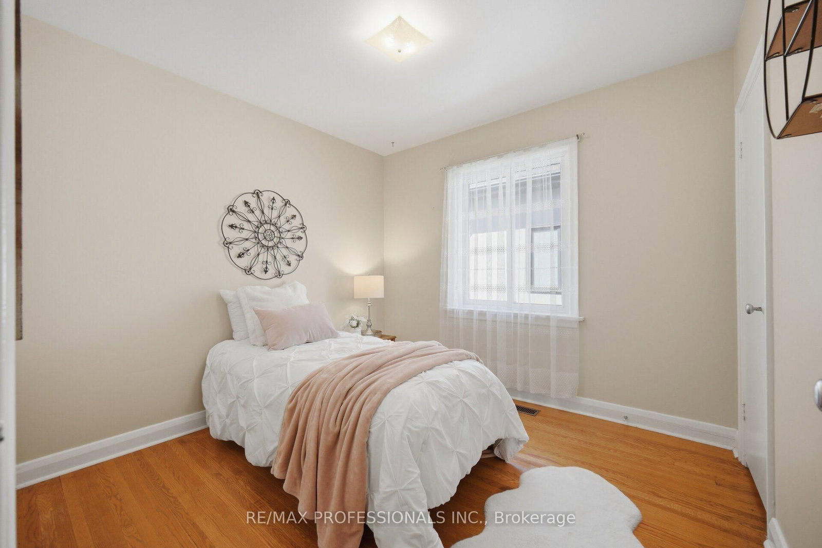 42 Cardigan Road • Toronto, ON photo 25