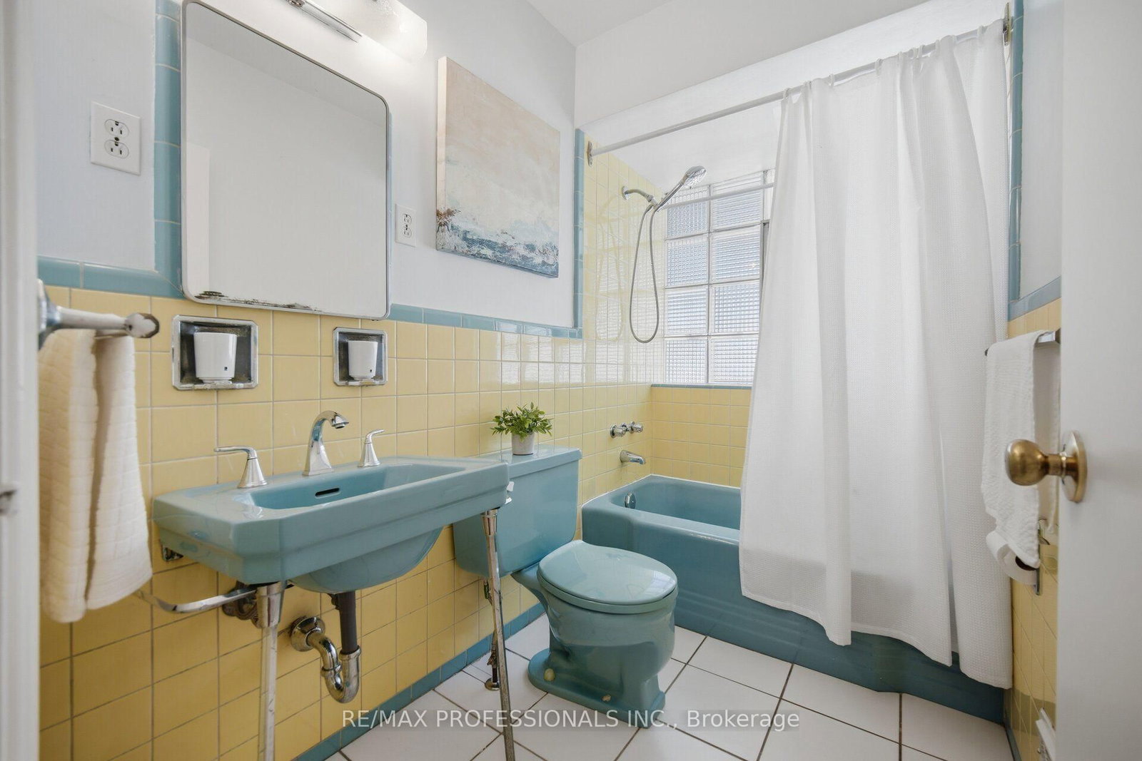 42 Cardigan Road • Toronto, ON photo 27