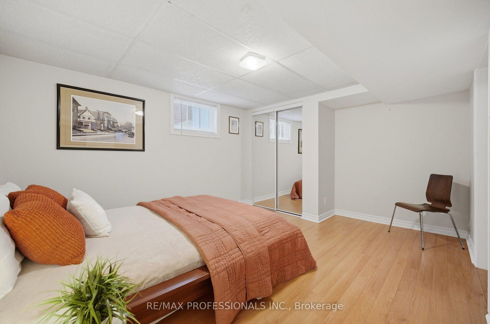 42 Cardigan Road • Toronto, ON photo 38