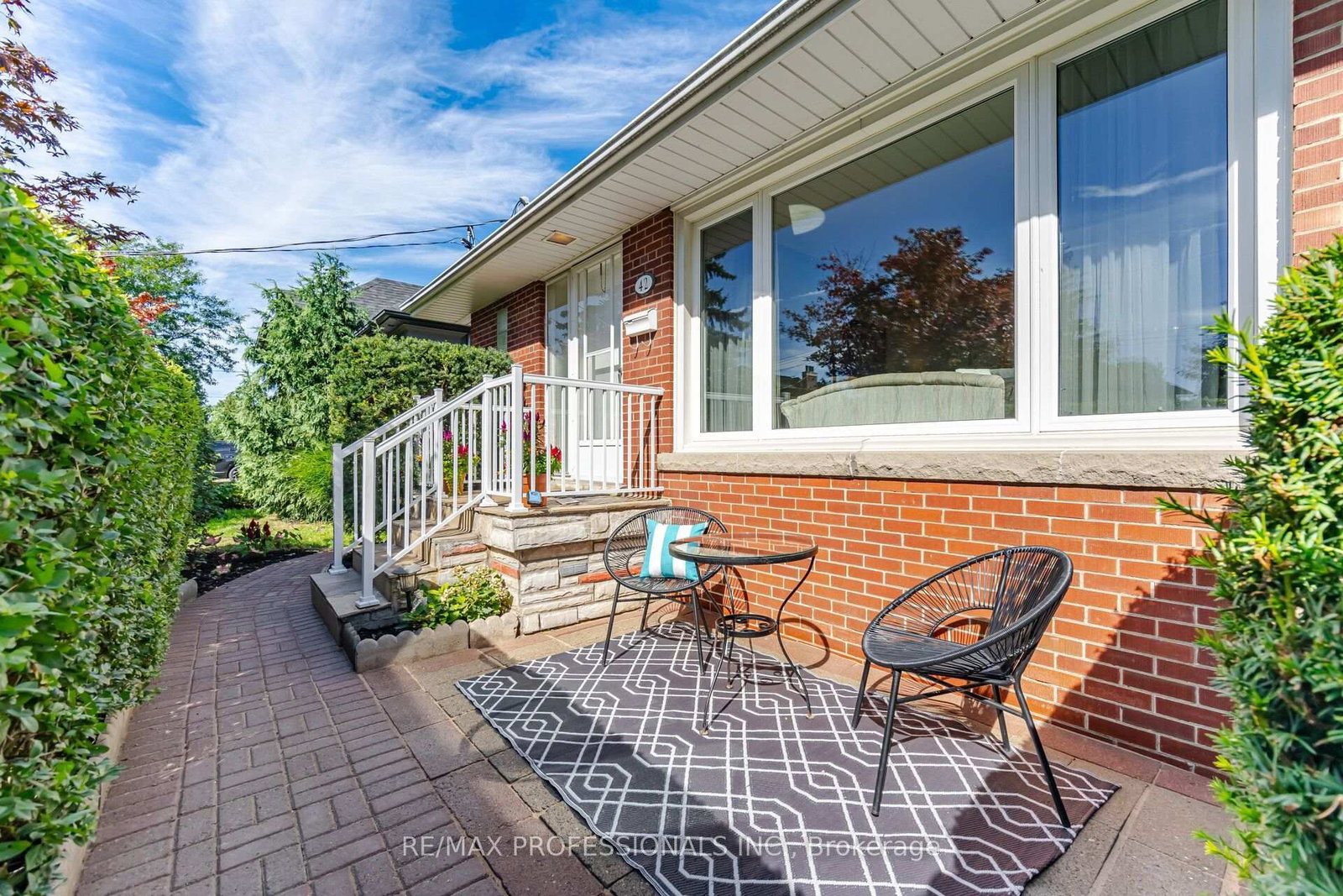 42 Cardigan Road • Toronto, ON photo 5