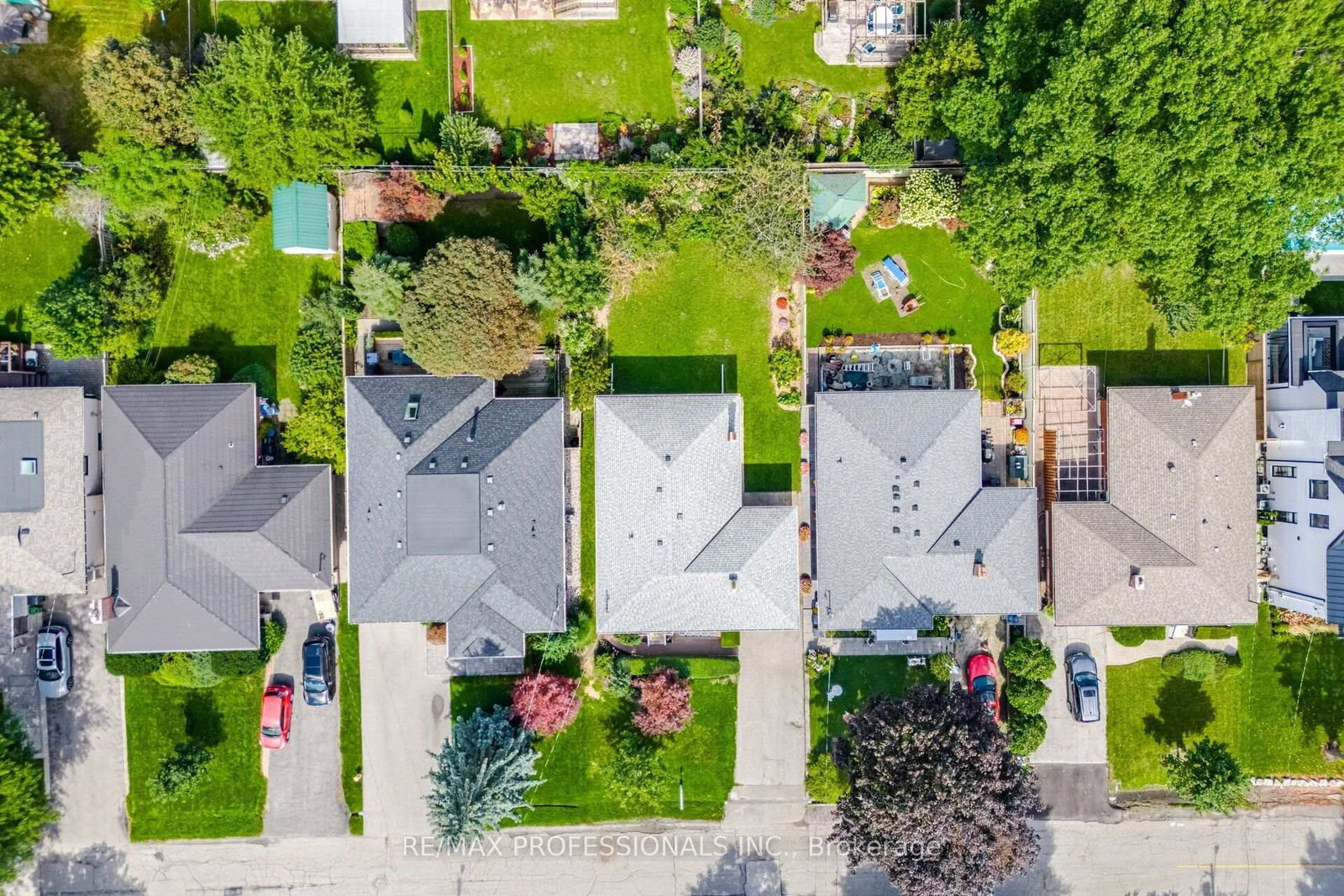 42 Cardigan Road • Toronto, ON photo 50