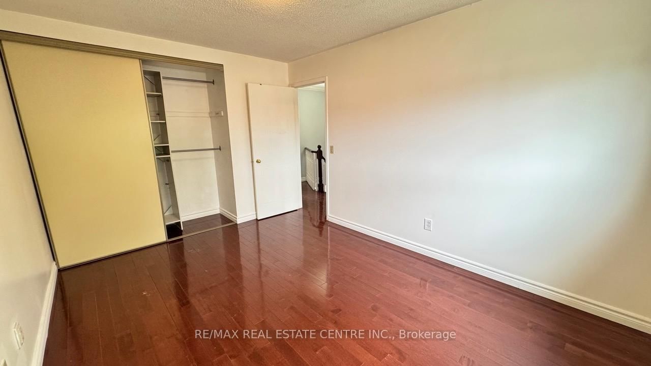 16 Nectarine Brampton,ON L6S 5Y9 — Photo 28