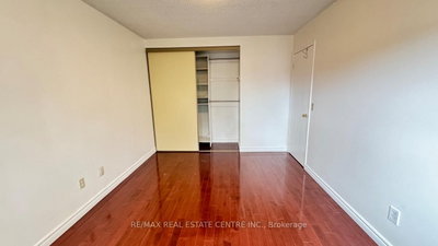 16 Nectarine Brampton,ON L6S 5Y9 — Photo 30