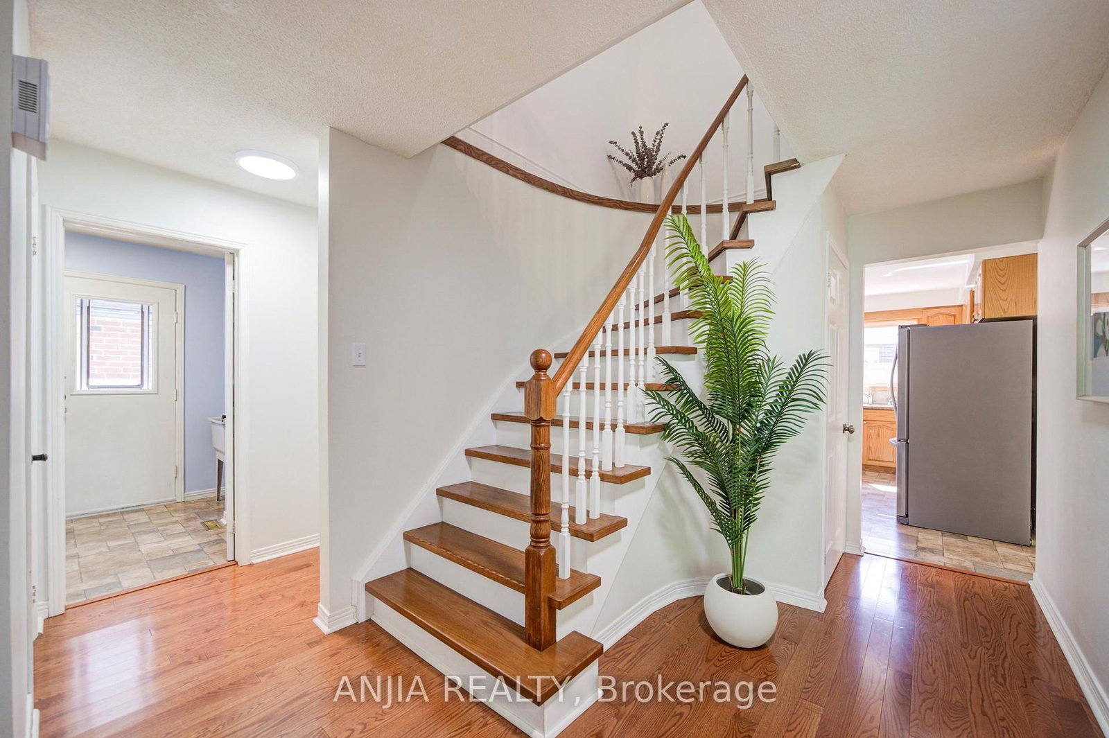 77 Royal Palm Drive • Brampton, ON photo 13