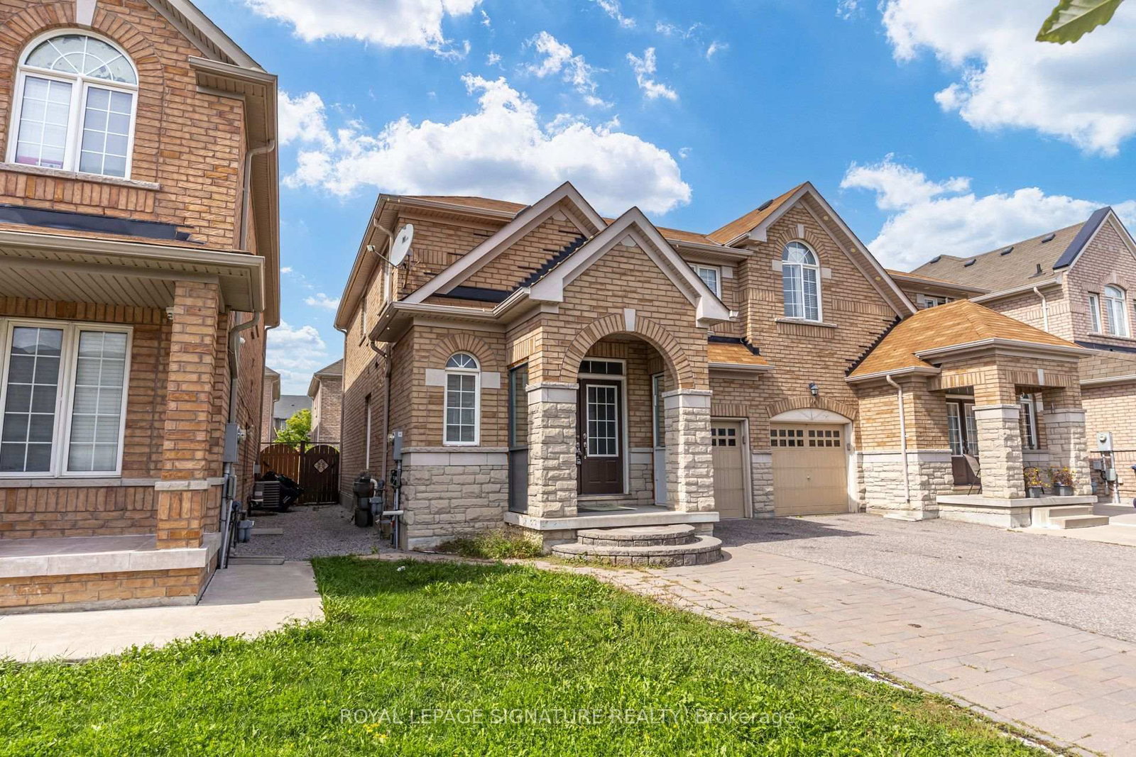(Upper) - 42 Daden Oaks Drive, Brampton 3