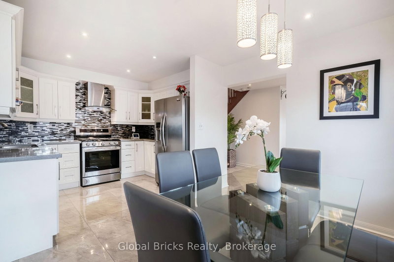 60 Dwyer Brampton,ON L6S 6L2 — Photo 10