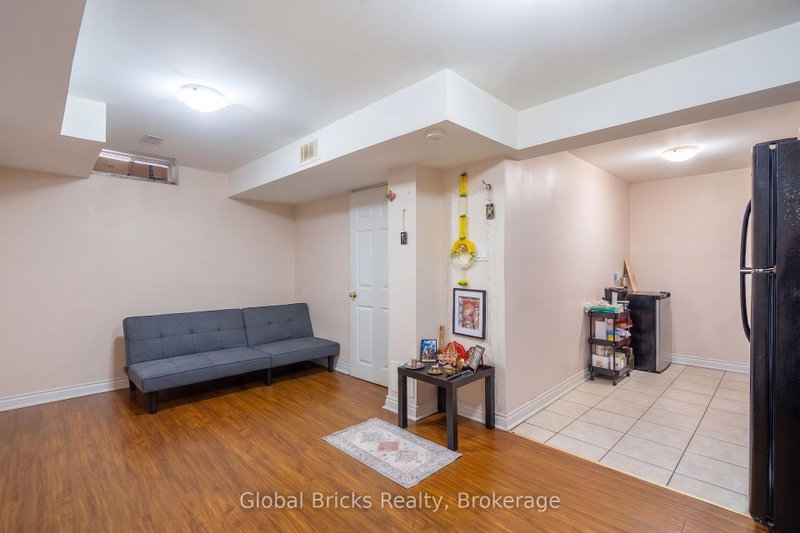 60 Dwyer Brampton,ON L6S 6L2 — Photo 31
