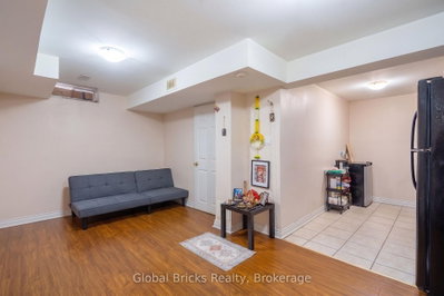 60 Dwyer Brampton,ON L6S 6L2 — Photo 31