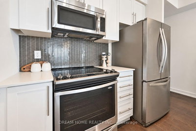 4011 Brickstone Mews • #4003 • Mississauga, ON photo 8