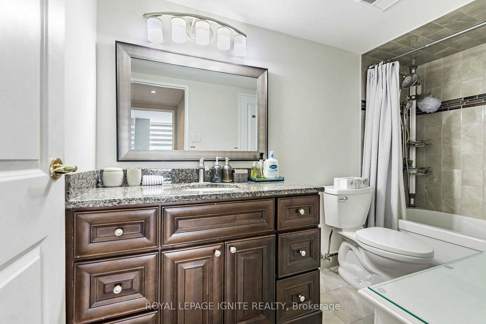 1409-550 Webb Dr, Mississauga, view 30