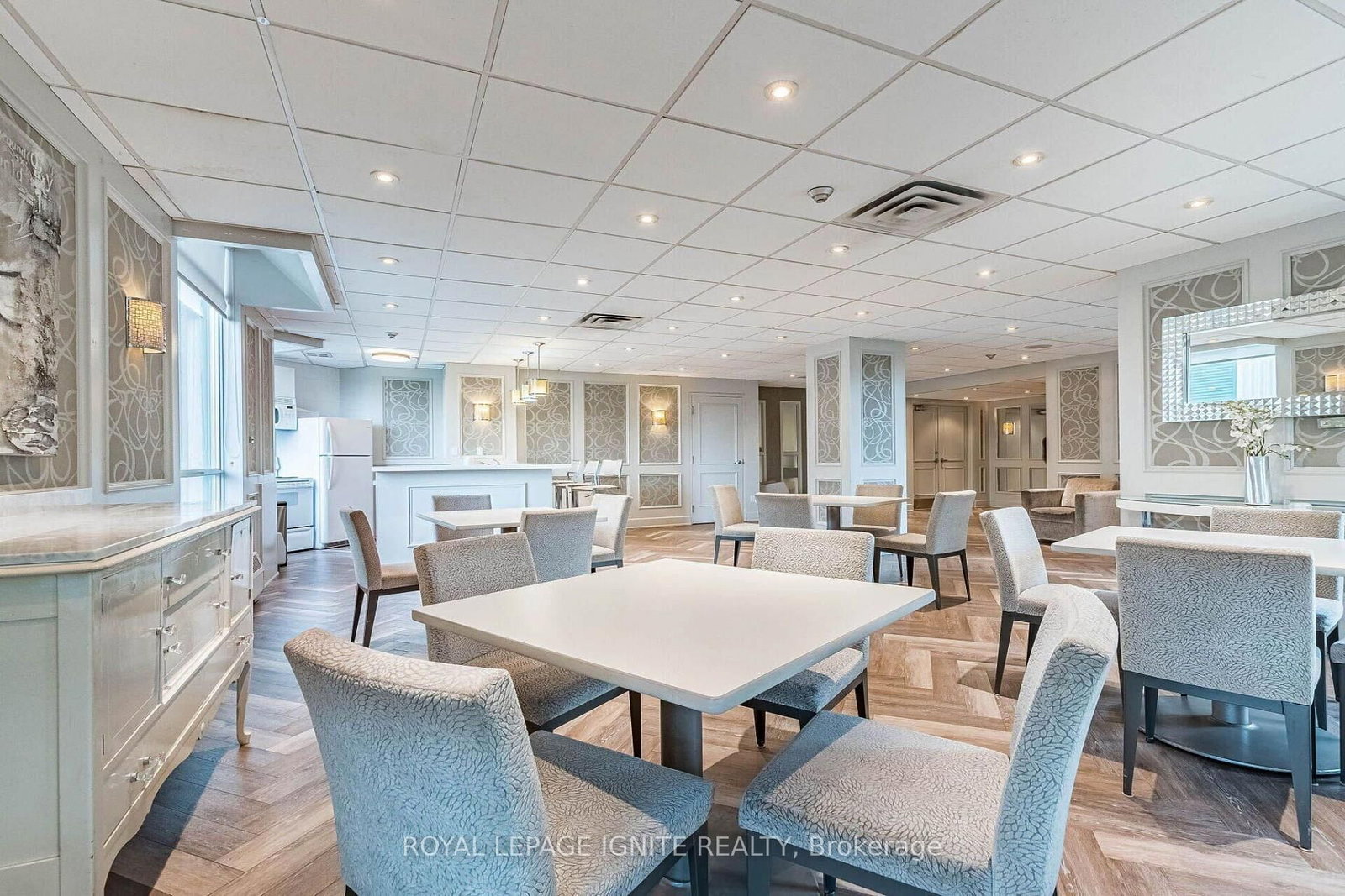 1409-550 Webb Dr, Mississauga, view 38