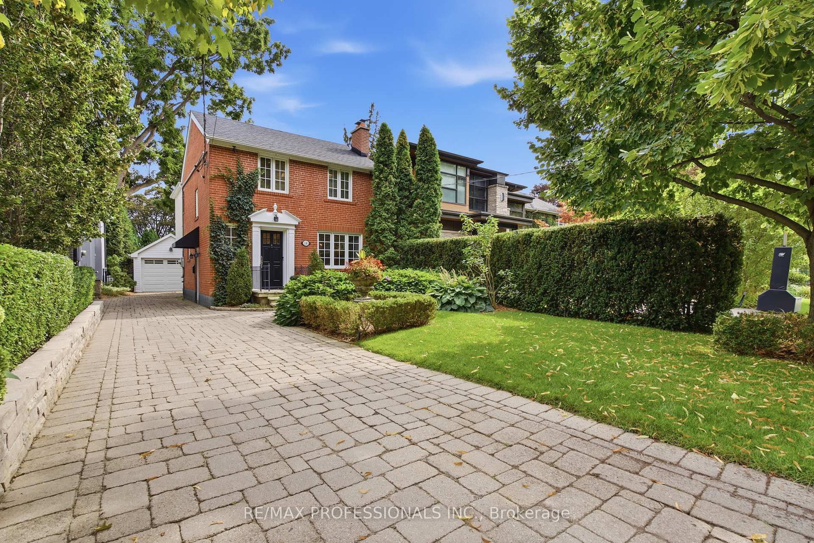 Property at 19 Langmuir