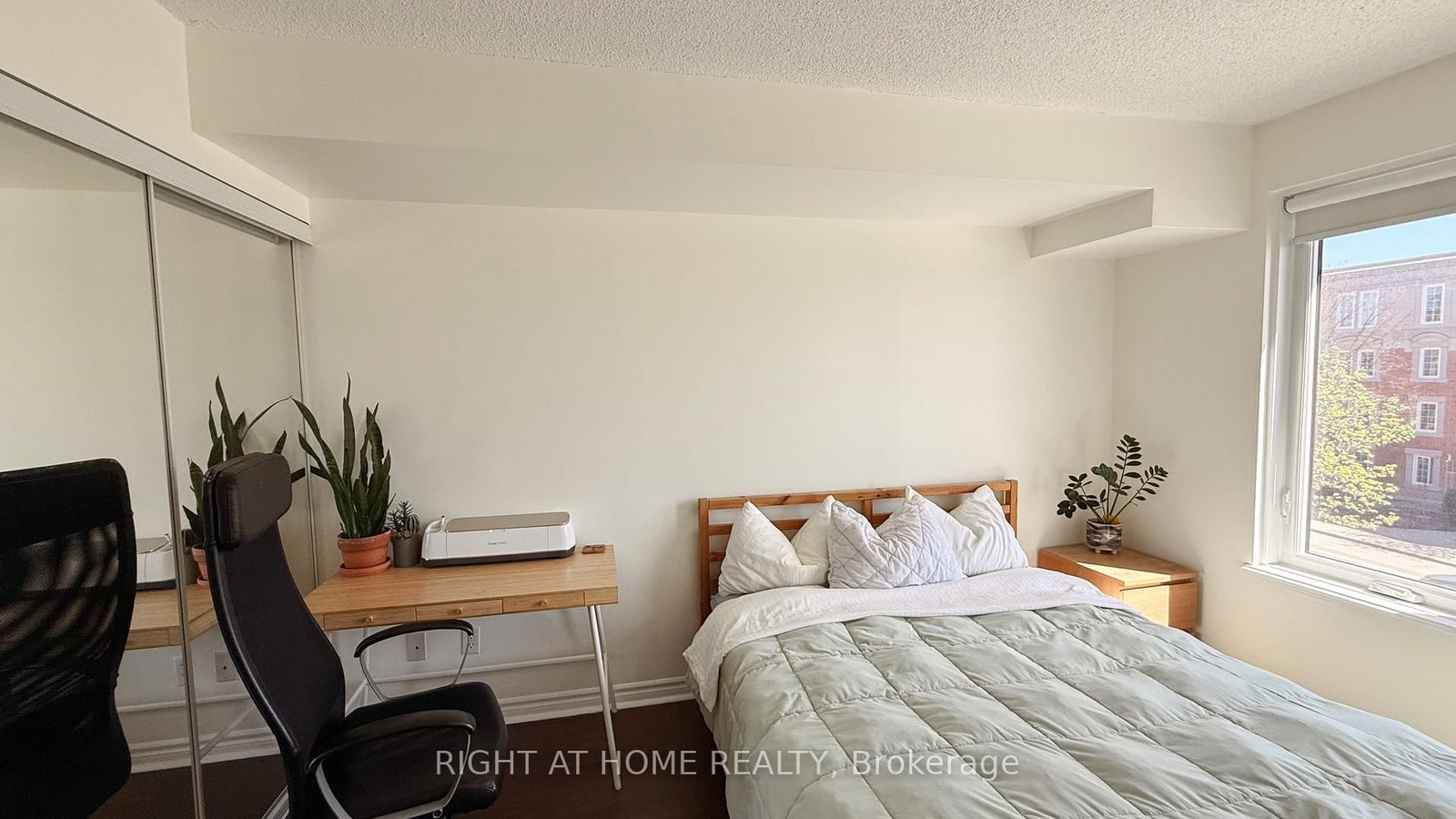 2300 Parkhaven Boulevard • #308 • Oakville, ON photo 18