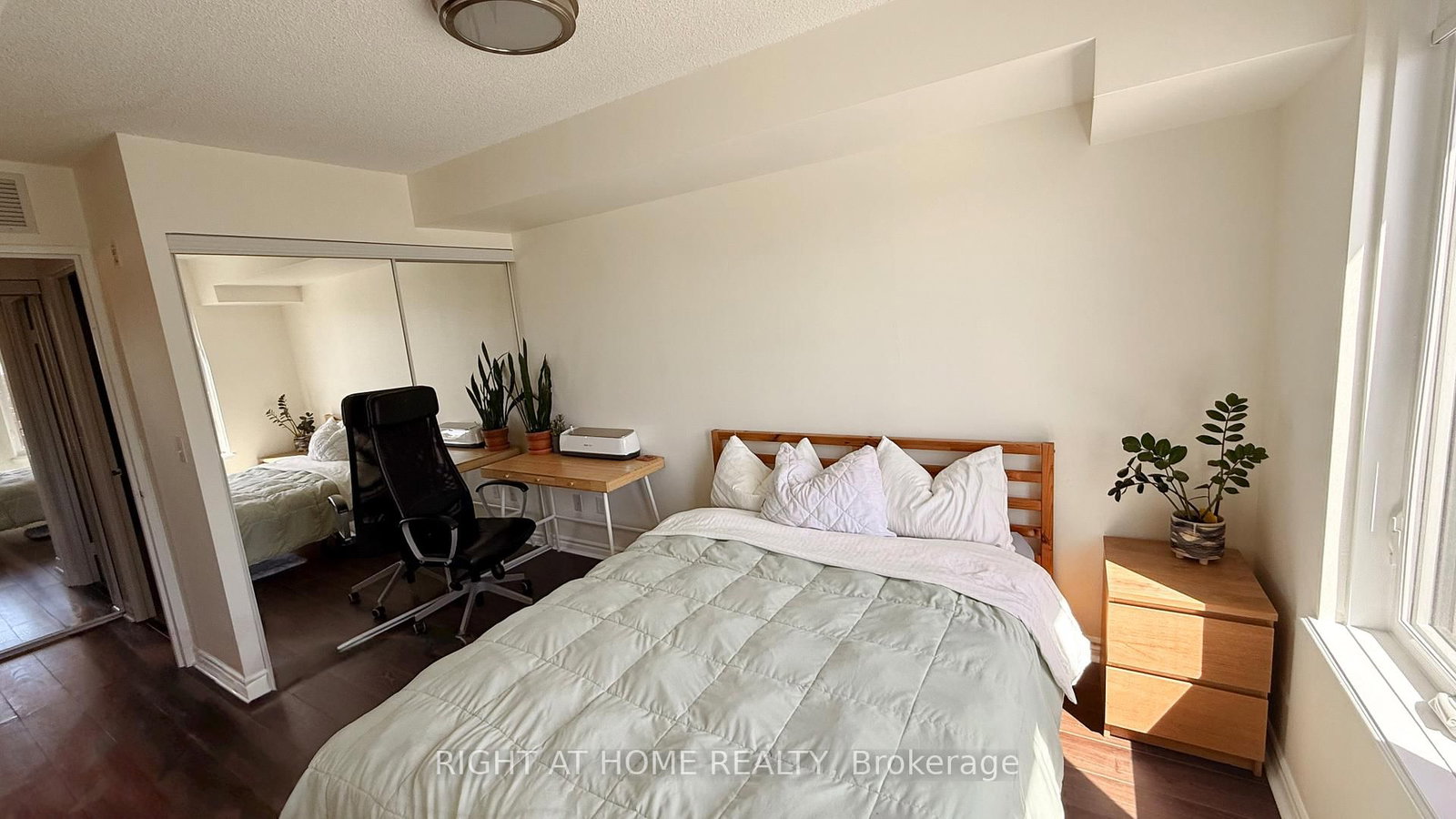 2300 Parkhaven Boulevard • #308 • Oakville, ON photo 20